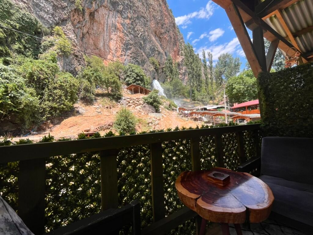 Kapuzbaşı Cembatu Otel