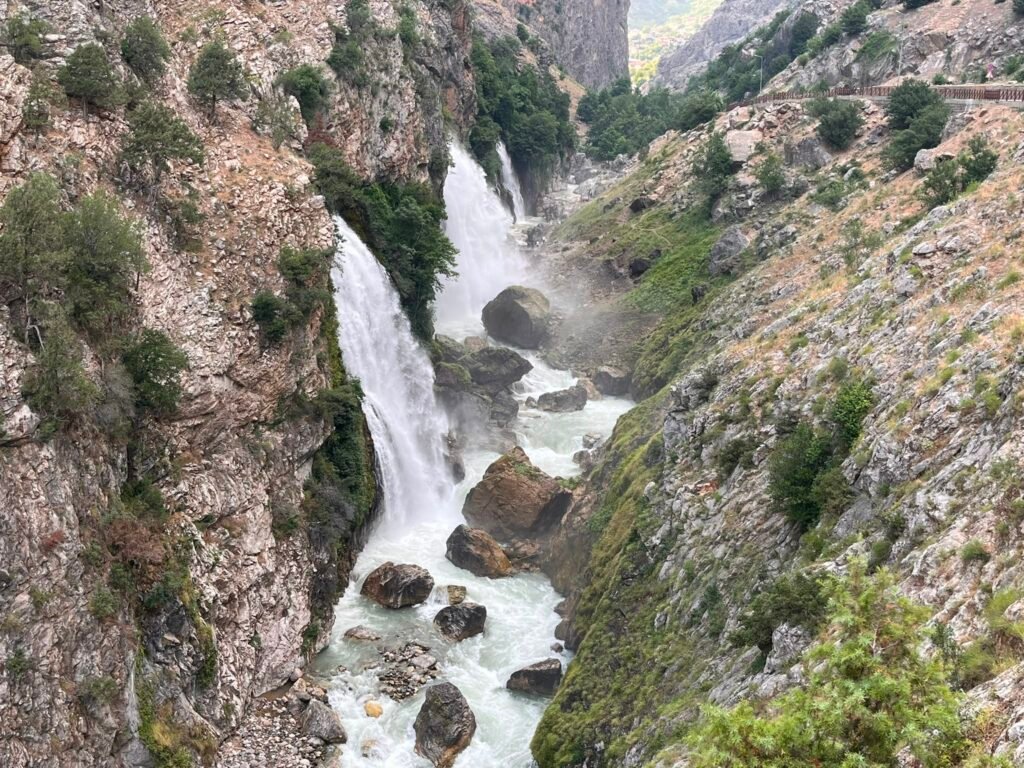 ŞELALELER