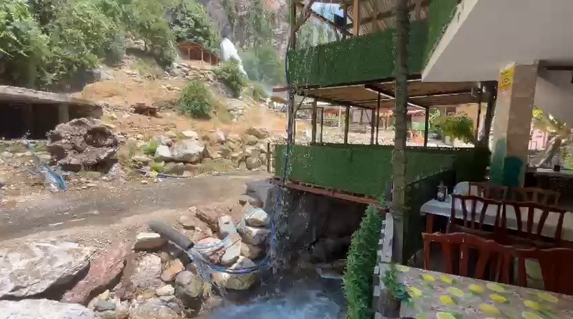 Cembatu Otel Şelale Manzarası